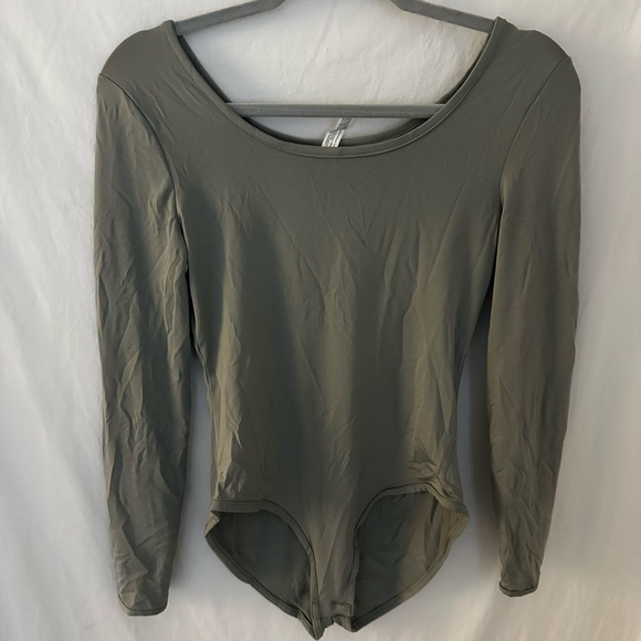 Grey Body suit - Picture 1 of 1